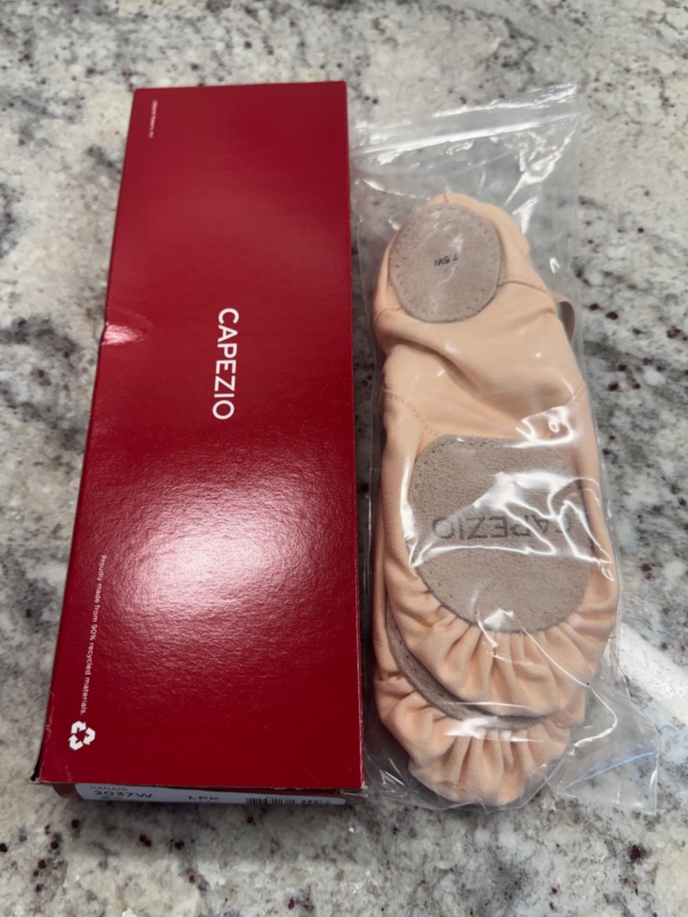 Ballet shoes 7.5 wide canvas half sole Capezio Light pink Ballet Slippers